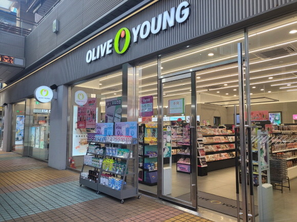 What Koreans Always Buy When Olive Young Has Sales
